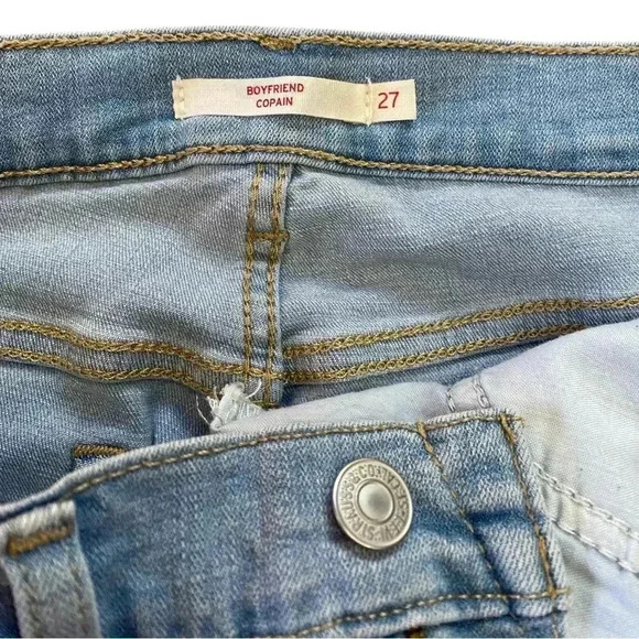 Levi's Women's Boyfriend Jeans, W27 L30, Light Blue - Picture 4 of 10